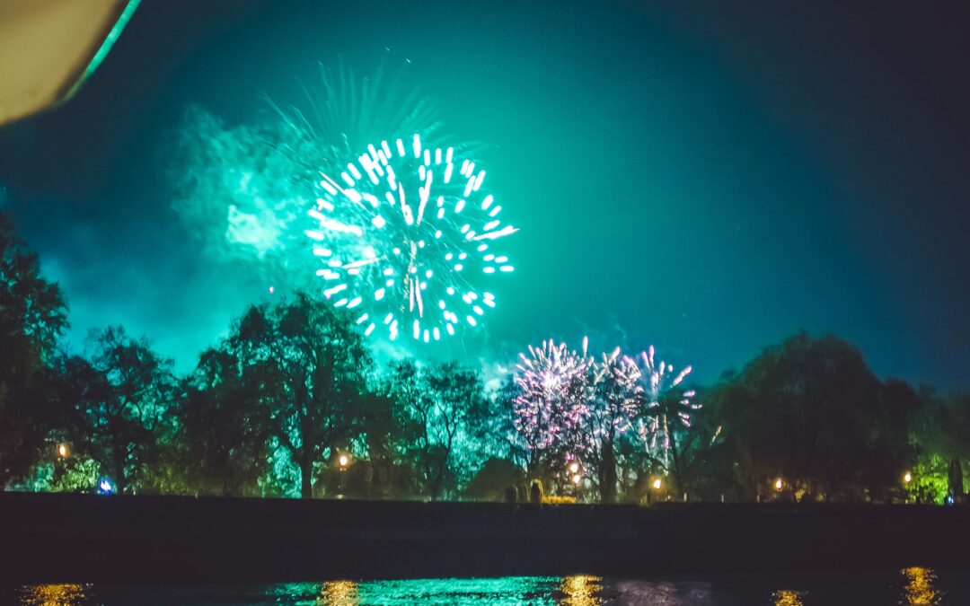 Bonfire Night in London 2026: Watch the Fireworks from the Thames